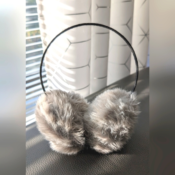 Light grey earmuffs - Picture 2 of 3